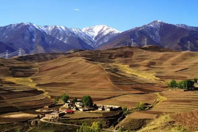 甘肃，热烈欢迎各位来宾与朋友们